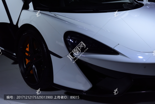 轎車局部