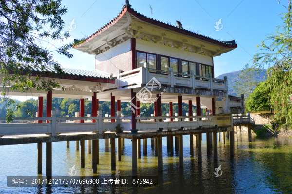九鯉湖