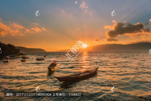 撫仙湖