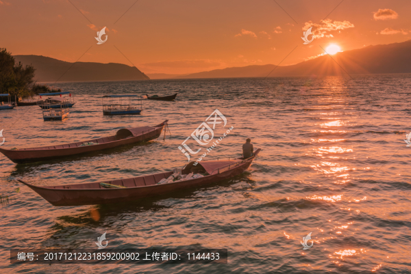 撫仙湖