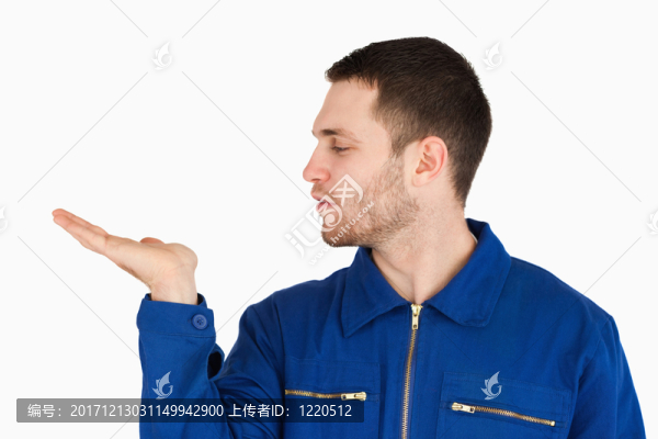 藍(lán)色