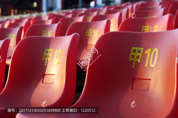 過(guò)道