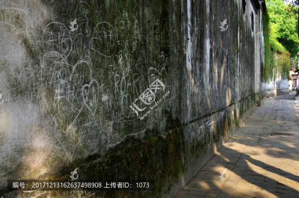 霉斑墻壁