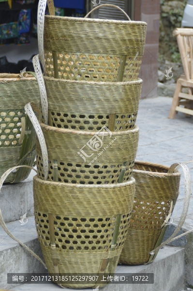湘西,竹背簍