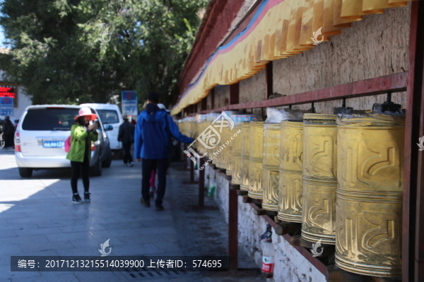 轉(zhuǎn)經(jīng)筒