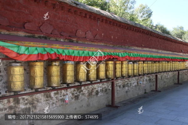 轉(zhuǎn)經(jīng)筒