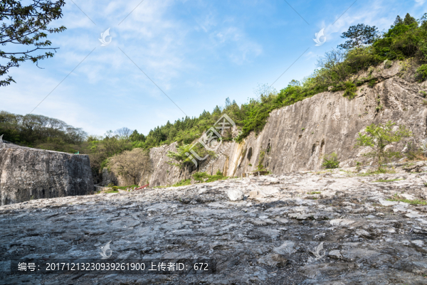 陽山碑材