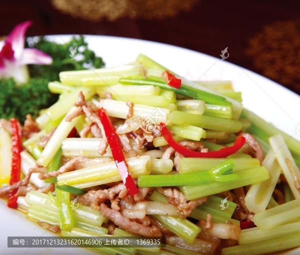 芹菜炒肉絲