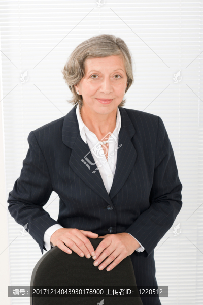 女人