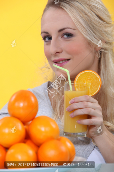 女人