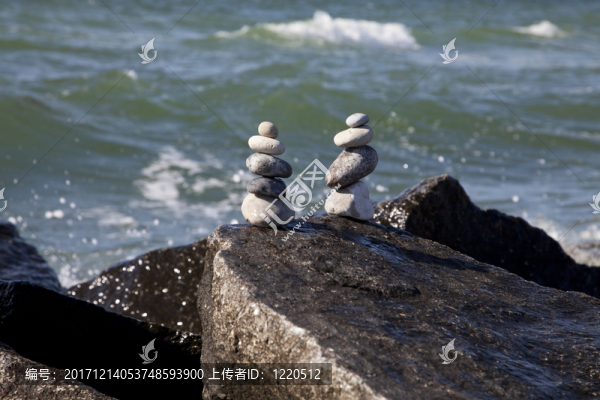 兩個凱恩斯海邊