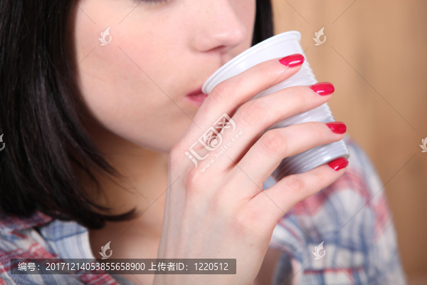 緊密的