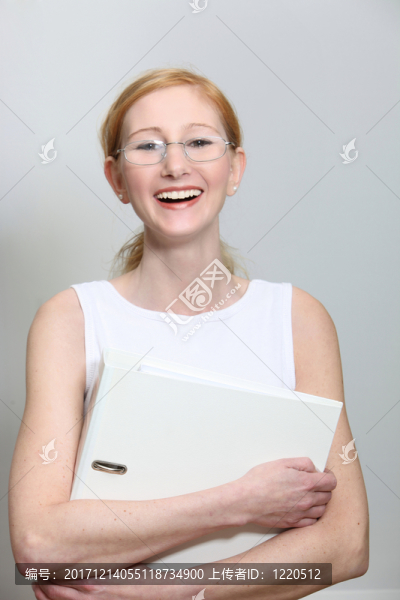 女人