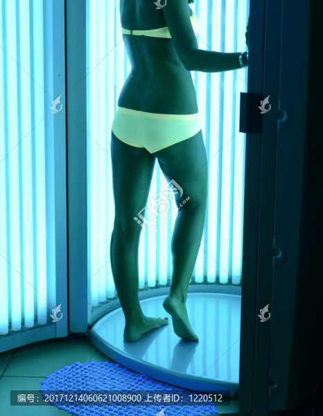 女人
