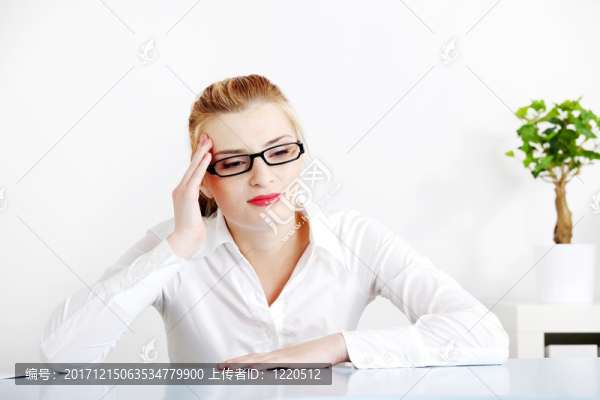 女人