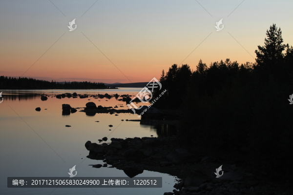 午夜的太陽(yáng)