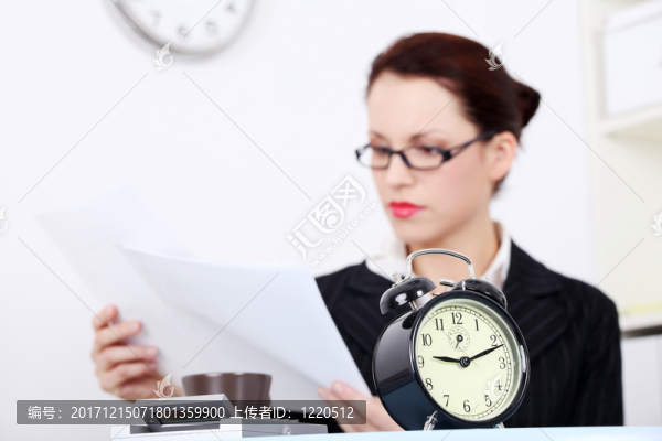 女人