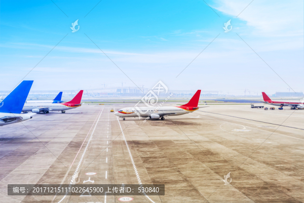 機(jī)場(chǎng)停機(jī)坪