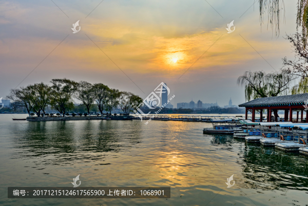 大明湖