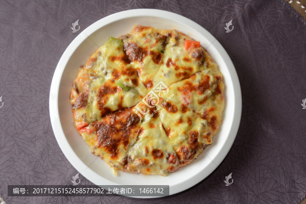 香辣牛肉披薩