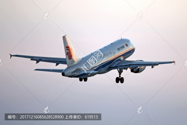 雪地,飛機(jī)起飛,中國國際航空