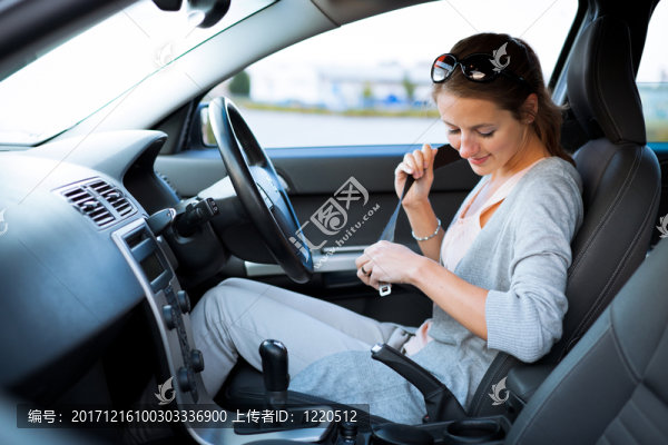 女人