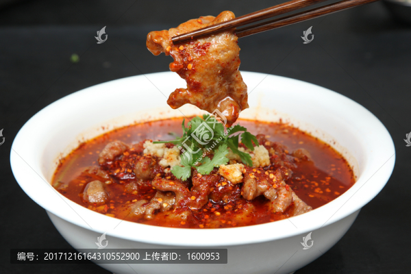 水煮牛肉
