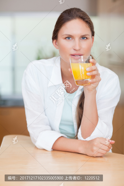 玻璃