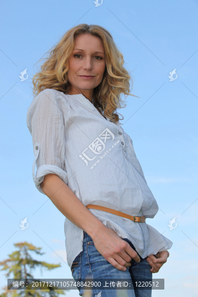 女人