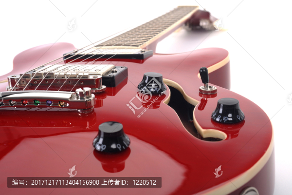 吉他semiakkustik