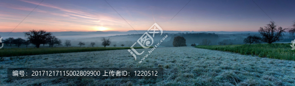 秋天的風(fēng)景