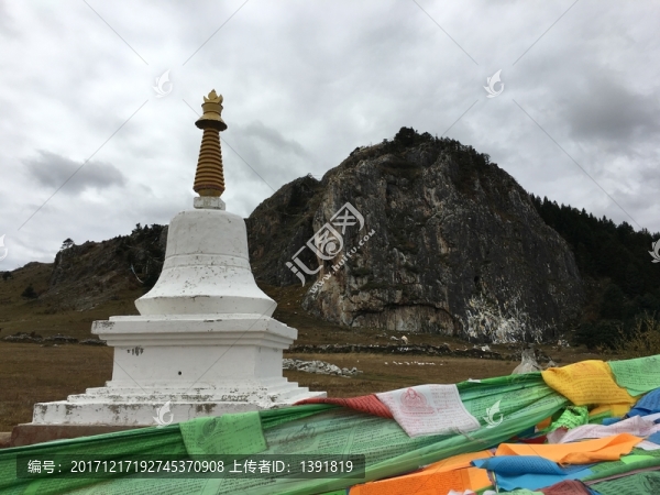 理塘扎嘎神山