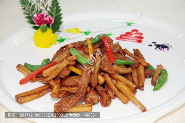 土豆炒蕓豆