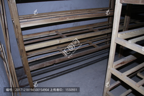 茯磚烤房
