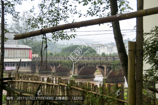 下里鄉(xiāng),拱橋