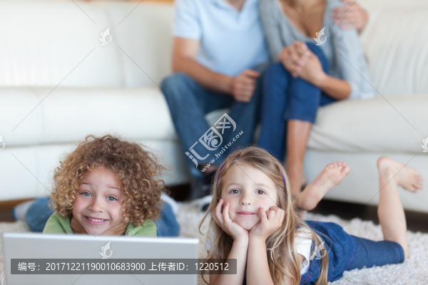 女人