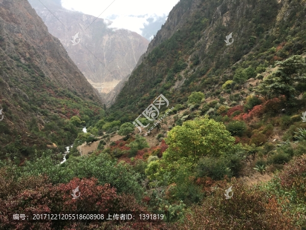 德欽尼農(nóng)峽谷