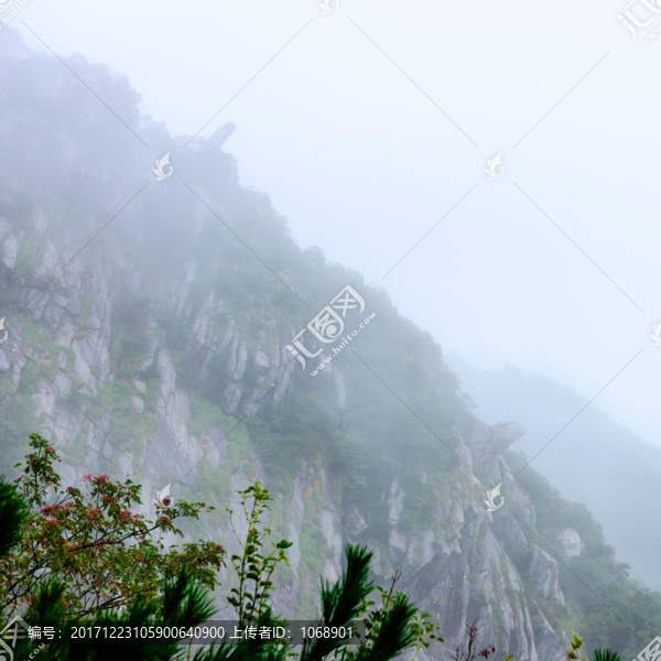 霧中廬山