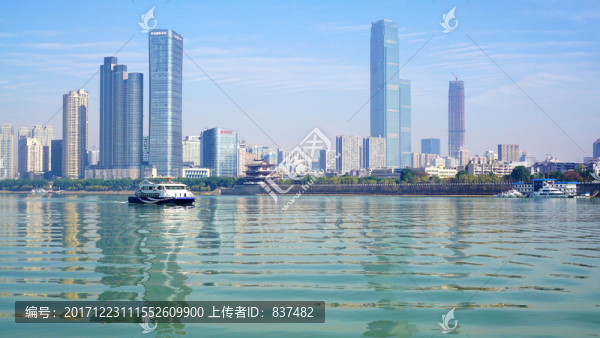 湘江東岸風光