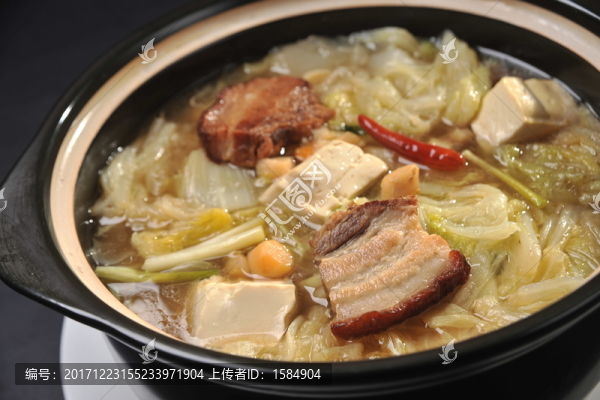 白菜燉豆腐