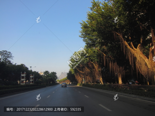 桂林機(jī)場路