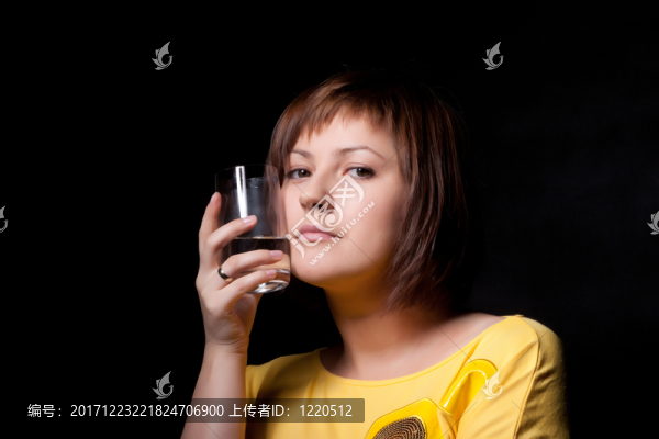 女人