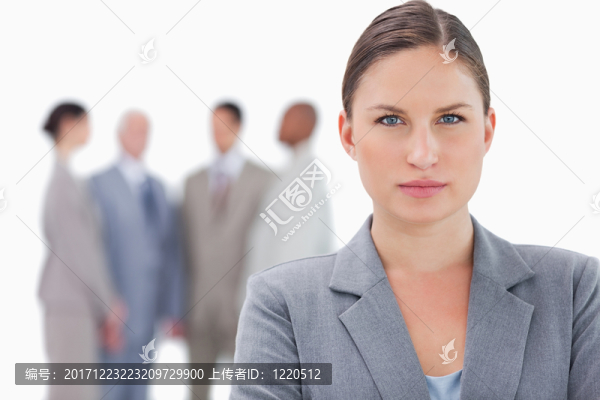 女人