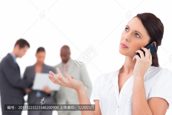 女人