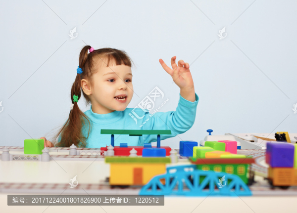 小的