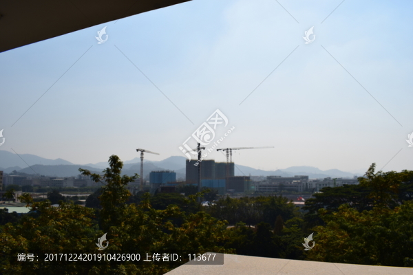 黃江鎮(zhèn)高速發(fā)展群山圍繞