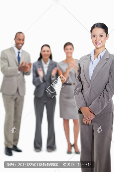 女人