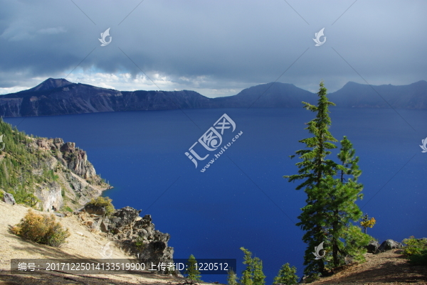 火山口