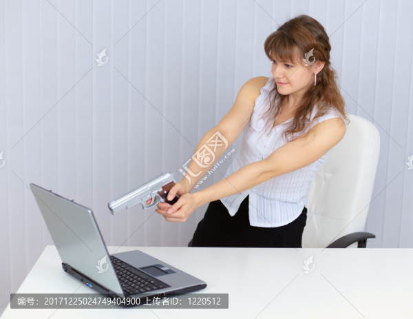 女人