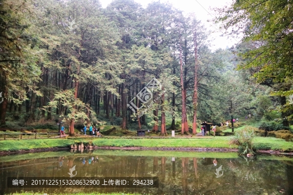 阿里山姊妹潭